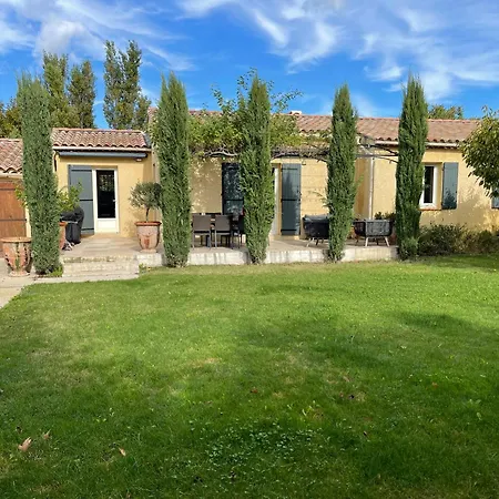 Villa Proche D'avignon. Le Pontet (Vaucluse)