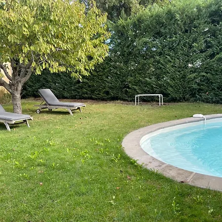 Proche D'avignon. * Le Pontet (Vaucluse)
